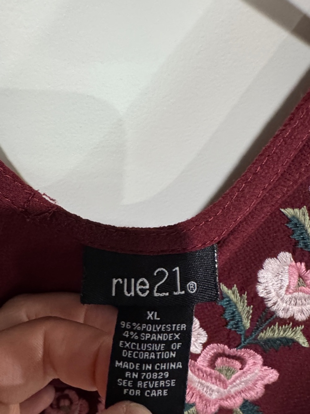 Rue21 Burgundy Embroidered V-Neck Tie-Front Blouse / AA20 - Picture 3 of 6